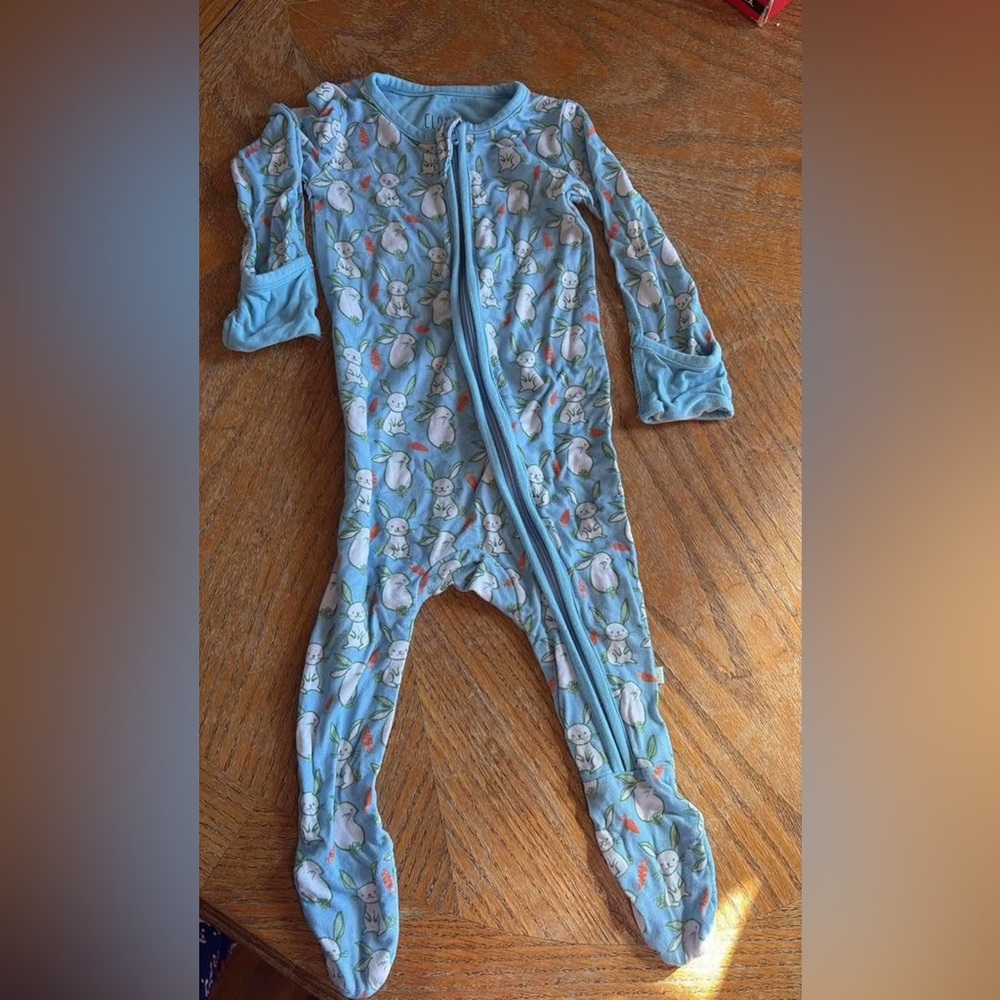 Cover Baby + Kids bamboo Easter sleeper 6-9 month